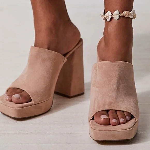 Free People Margo Mules Block Heel Pearl Sand Suede Square 38.5 EU / 8.5 US New - Picture 3 of 12